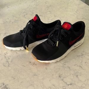 Nike N7 Shoes Size 11